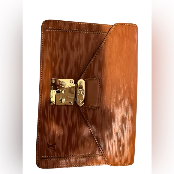 LOUIS VUITTON CLUTCH BAG SELLIER DRAGONNE BROWN EPI WITH KEY🌟 AUTHENTIC 🌟 - Picture 3 of 16